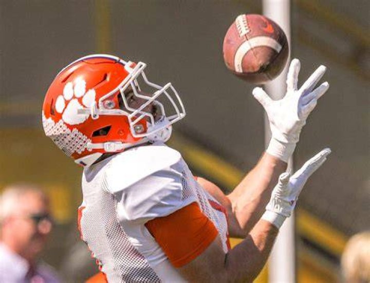 ACC RB Rankings 2023: Will Shipley and Trey Benson Lead Dynamic Clemson, FSU Running Back Rooms
