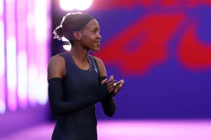 Faith Kipyegon World Record, Bio, Wiki, Age, Height, Husband, Coach, and Net Worth