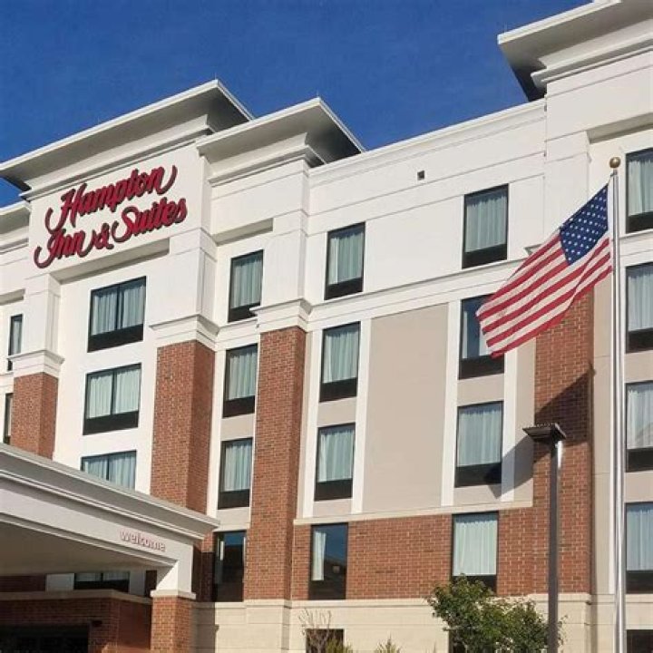 Hampton Inn &amp; Suites Newburgh: Your Ultimate Stay Experience in Newburgh, NY