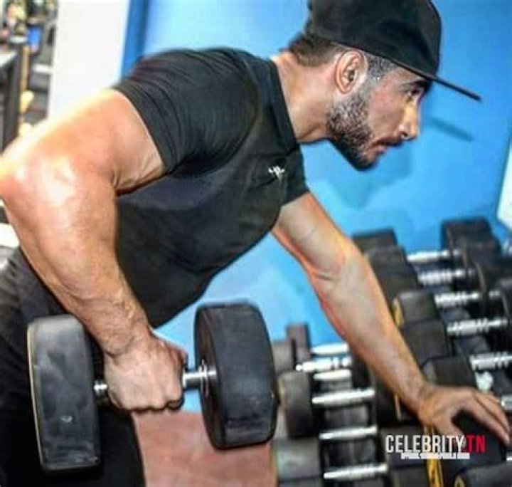 Hamza Hamry Wiki, Biographie, Age, Taille, Mariage, Contact & Informations
