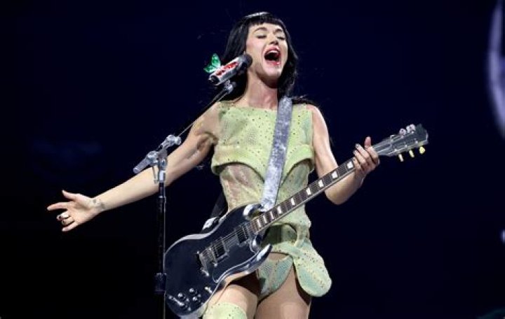 Katy Perry Collapses Onstage: The Incident and Its Impact