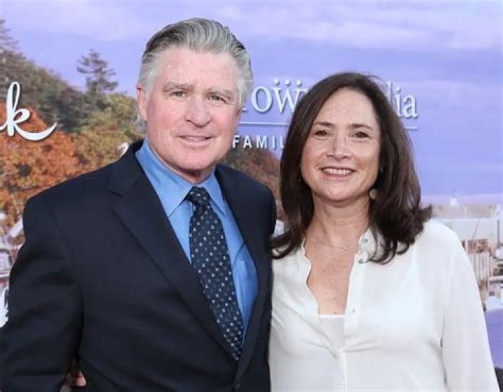 Pam Van Sant Wiki – Age of Treat Williams’ Wife, Family, Children, Net Worth, Parents & Much More