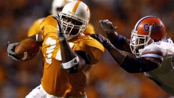 Ray Davis Runs to History