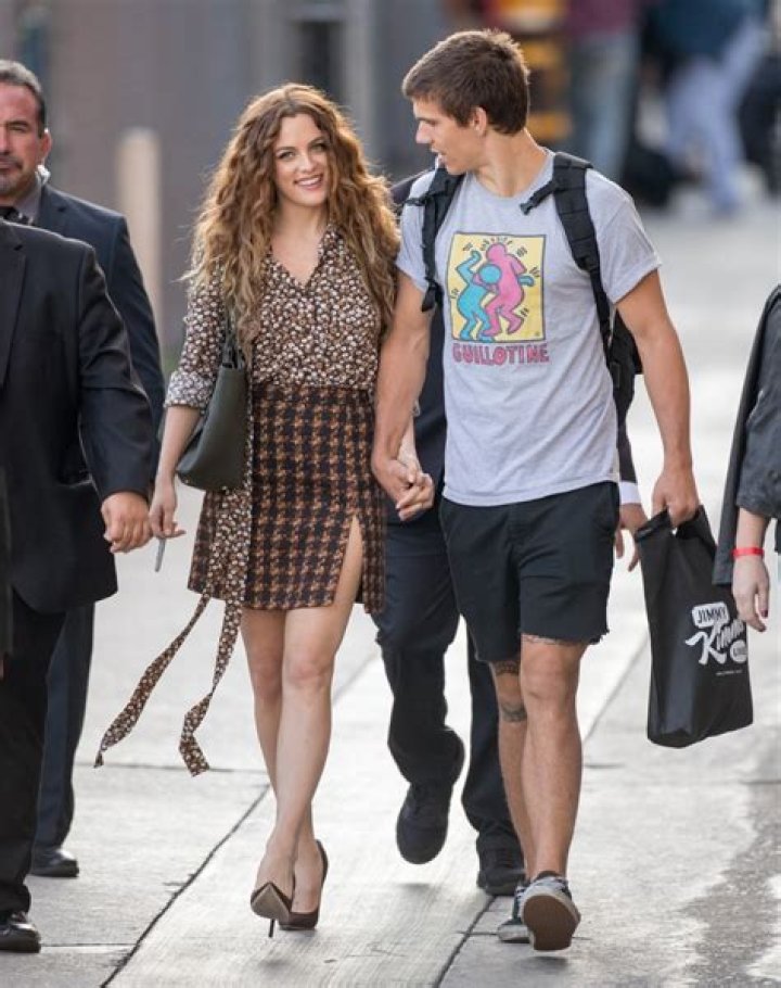 Riley Keough Height