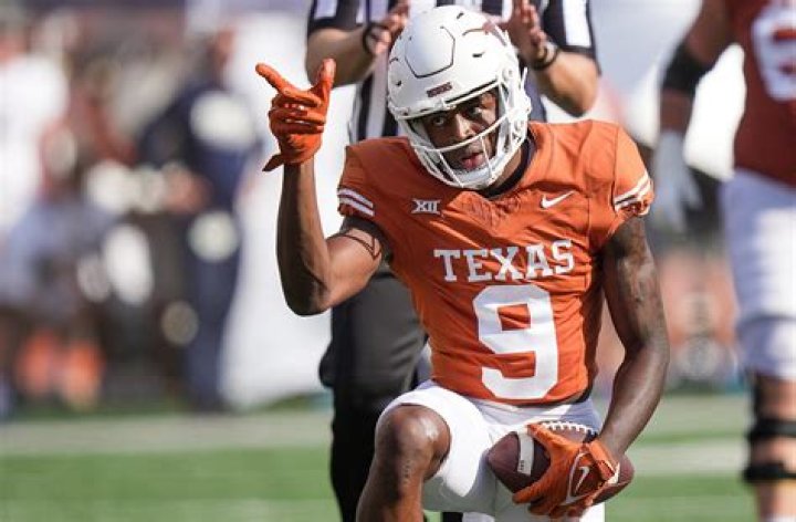 Texas WR Isaiah Neyor Enters the Transfer Portal