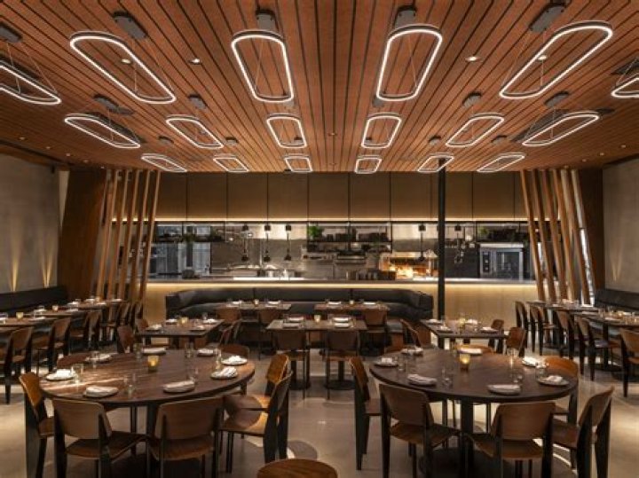 Trafford Restaurant RI: A Culinary Gem in the Heart of Manchester